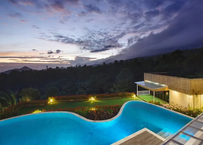 Giriwood & Munduk (Bali)