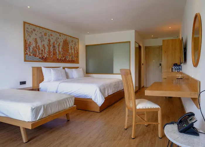 Giriwood & Hotel Munduk (Bali)