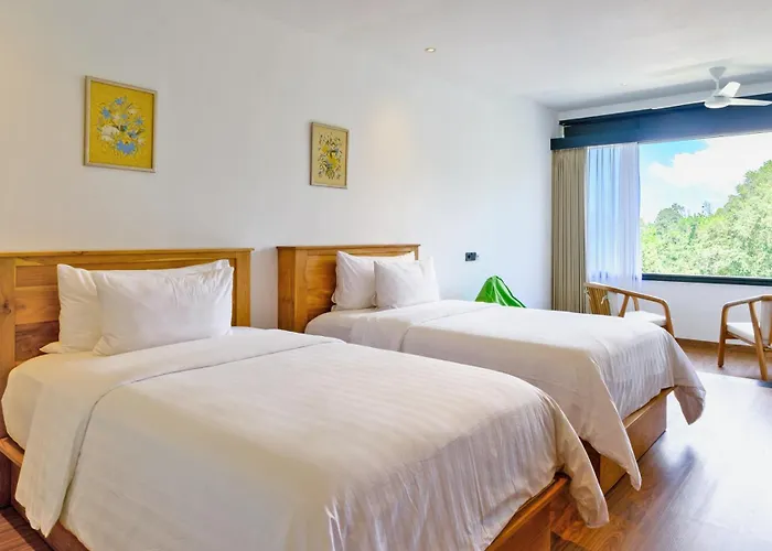 Giriwood & 4* Munduk (Bali)